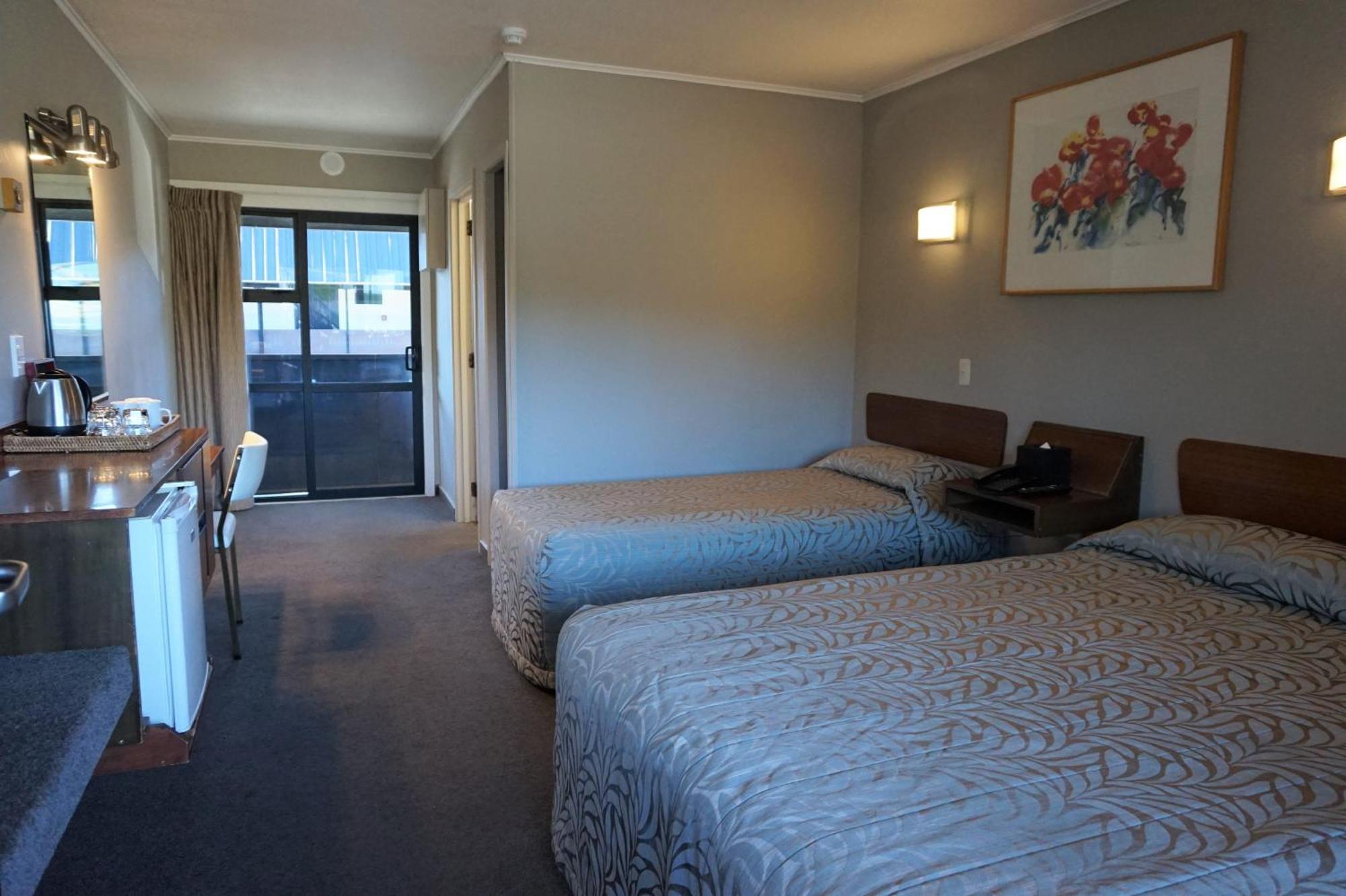 The Godley Hotel Lac Tekapo Extérieur photo